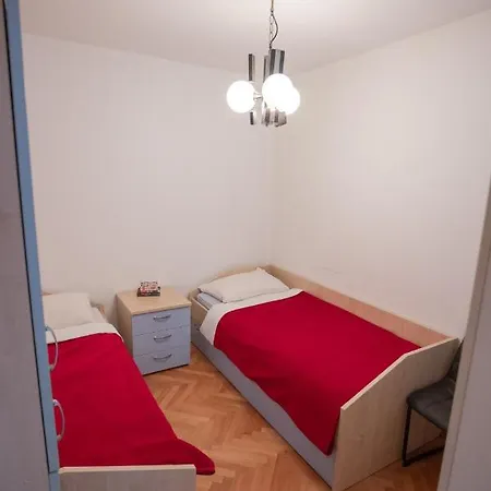 Apartment Luka